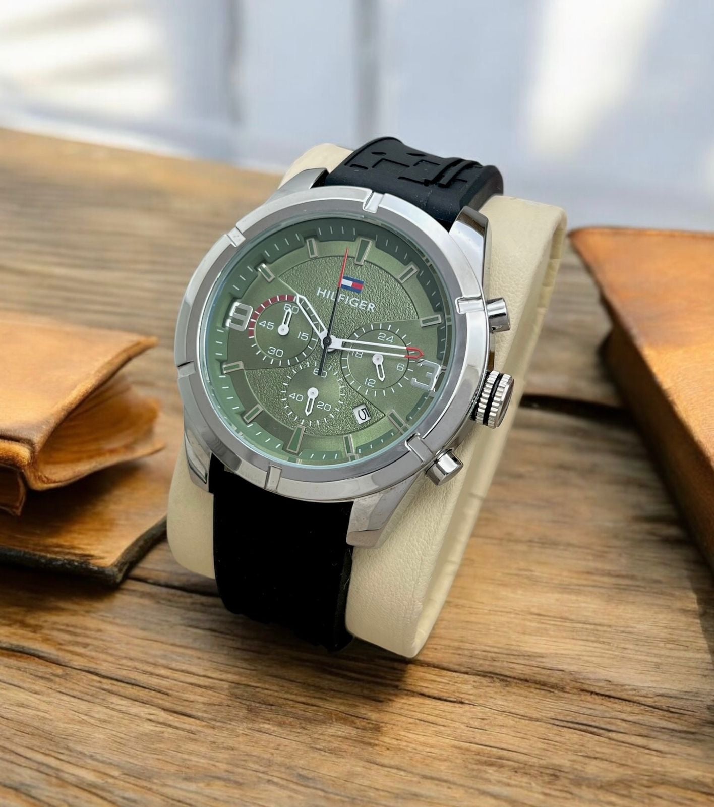 TOMMY HILFIGURE Watch