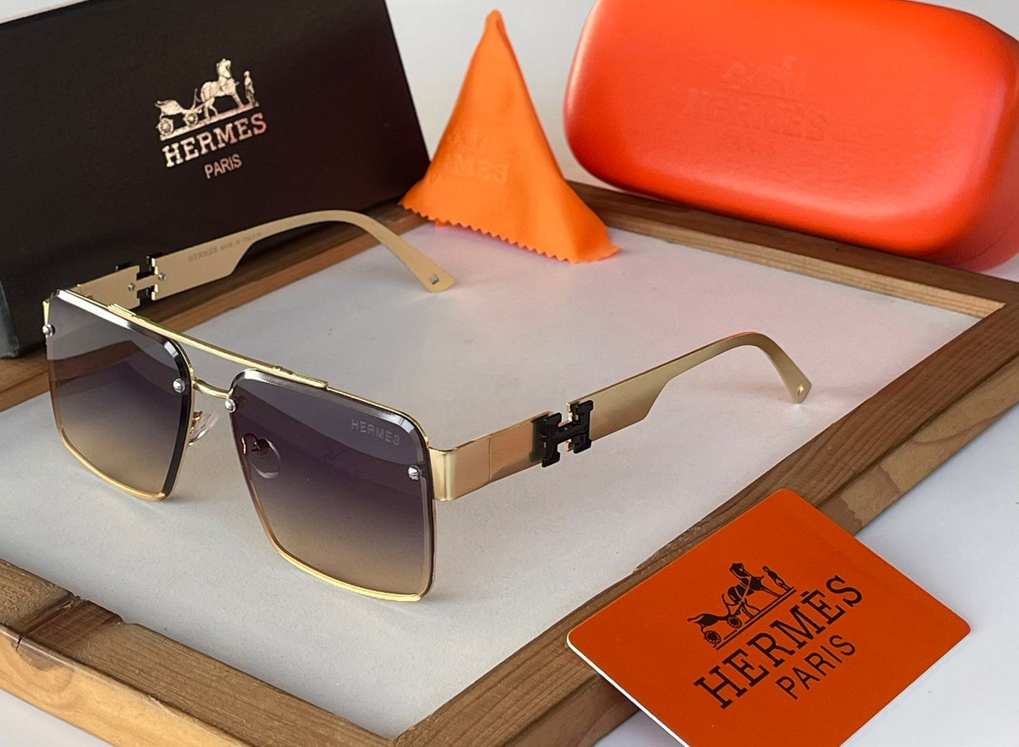 HERMES_SUNGLASSES