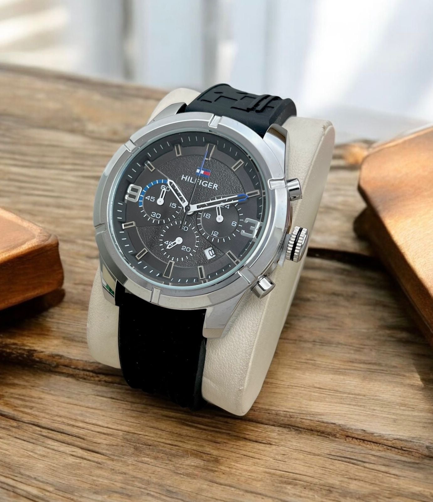 TOMMY HILFIGURE Watch