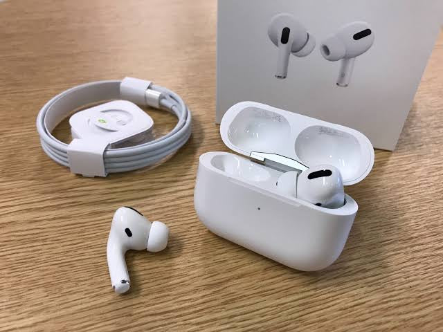 UR PODS Pro