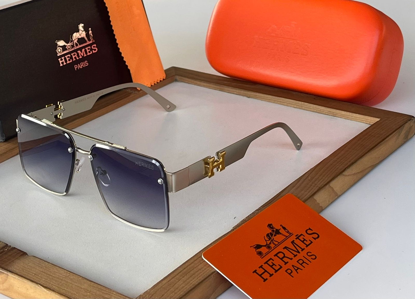 HERMES_SUNGLASSES