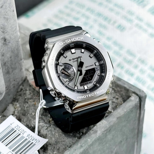 G-Shock : GM2100-1A