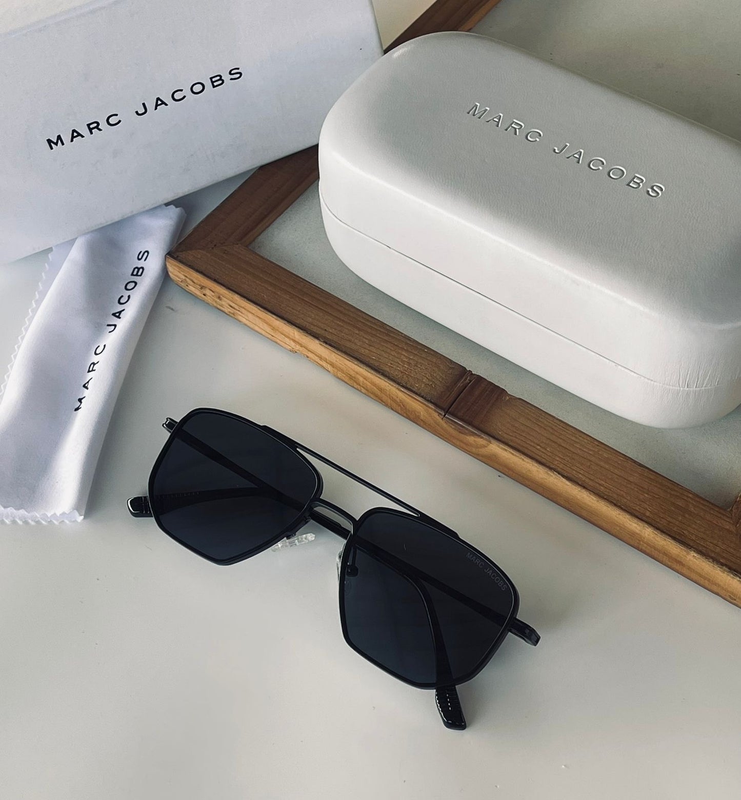 MARC JACOBS-Sunglasses